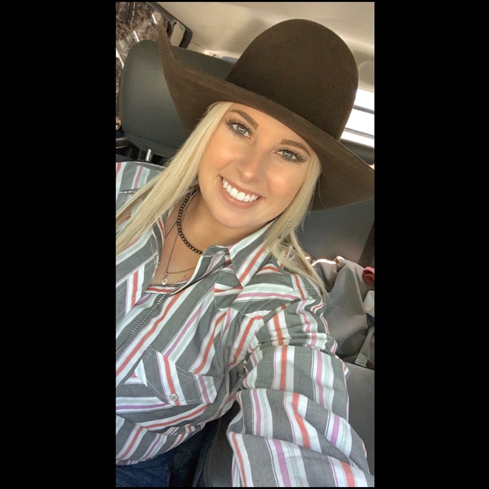 Meet your Posher, Emma